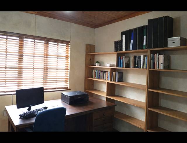 4 BEDROOM HOUSE FOR SALE IN BLUFF